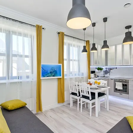 Harbor Black Pearl 4*