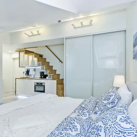 Harbor Black Pearl 4*